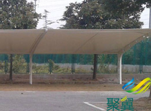 膜結構自行車車棚