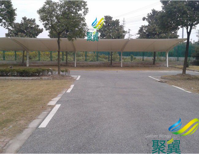 膜結構自行車車棚